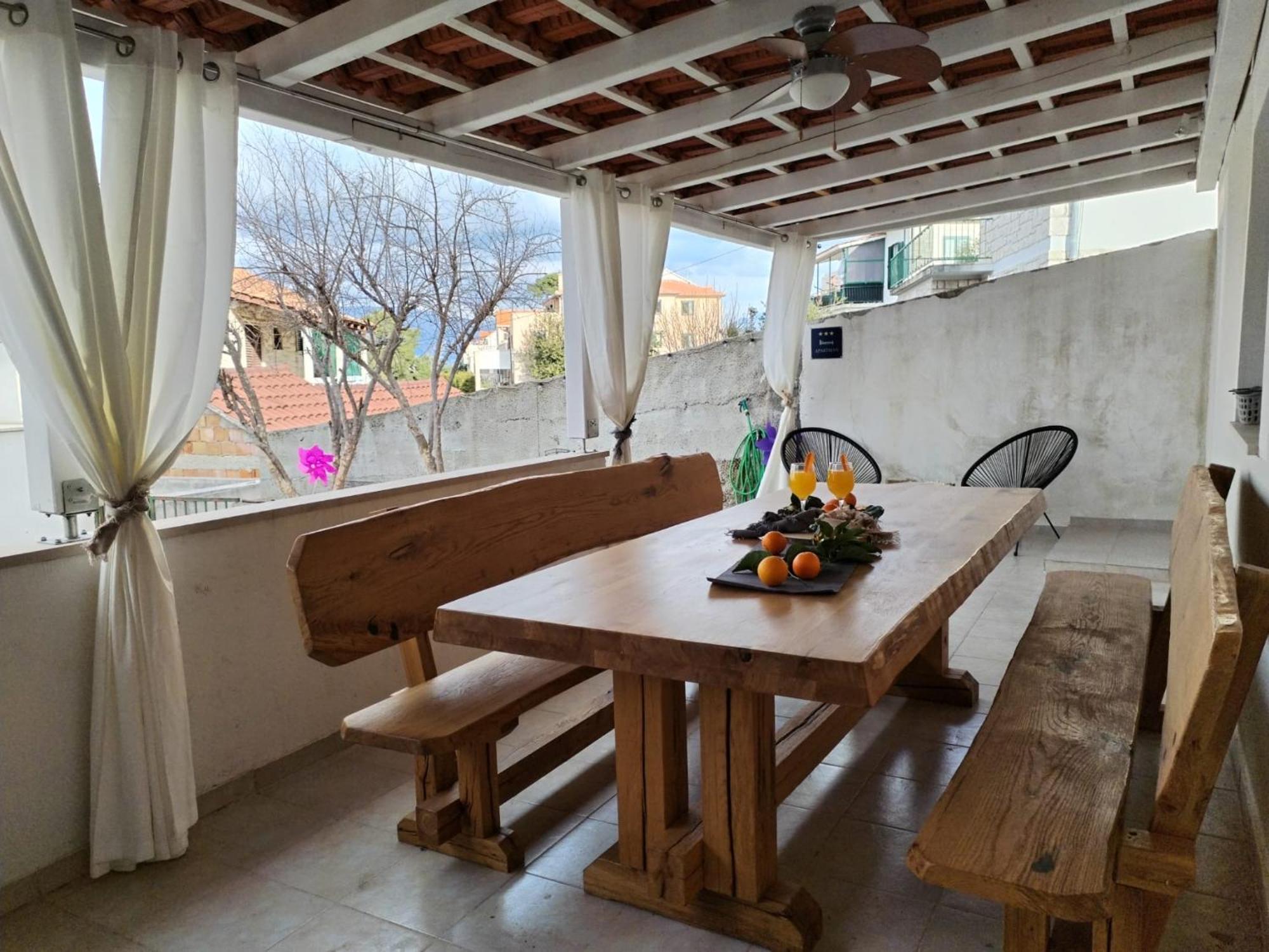 Apartment Vita Postira Zewnętrze zdjęcie